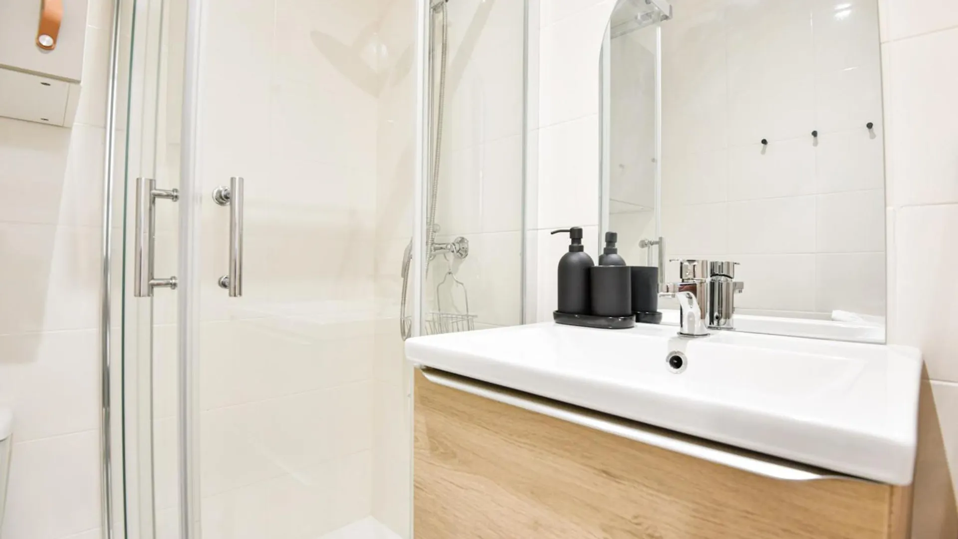 Studio Neuf Et Cosy Sur La Canebiere Vieux-Port Marseille Apartment